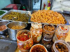 -红鼻子桂林米粉(金唐新光界店)