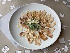 薄切鲜鱼片-穹六人间 people 6(岳阳路店)