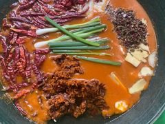 -周幺妹重庆老火锅(银泰城总店)