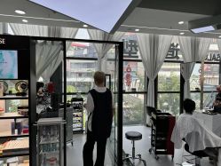 -U·NI SALON 造型
