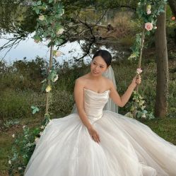 -雪中彩影婚纱摄影·微光艺术中心