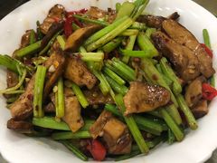 -建辉湖南土菜馆(南大街店)