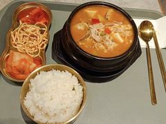-大食代美食广场(上海中心店)