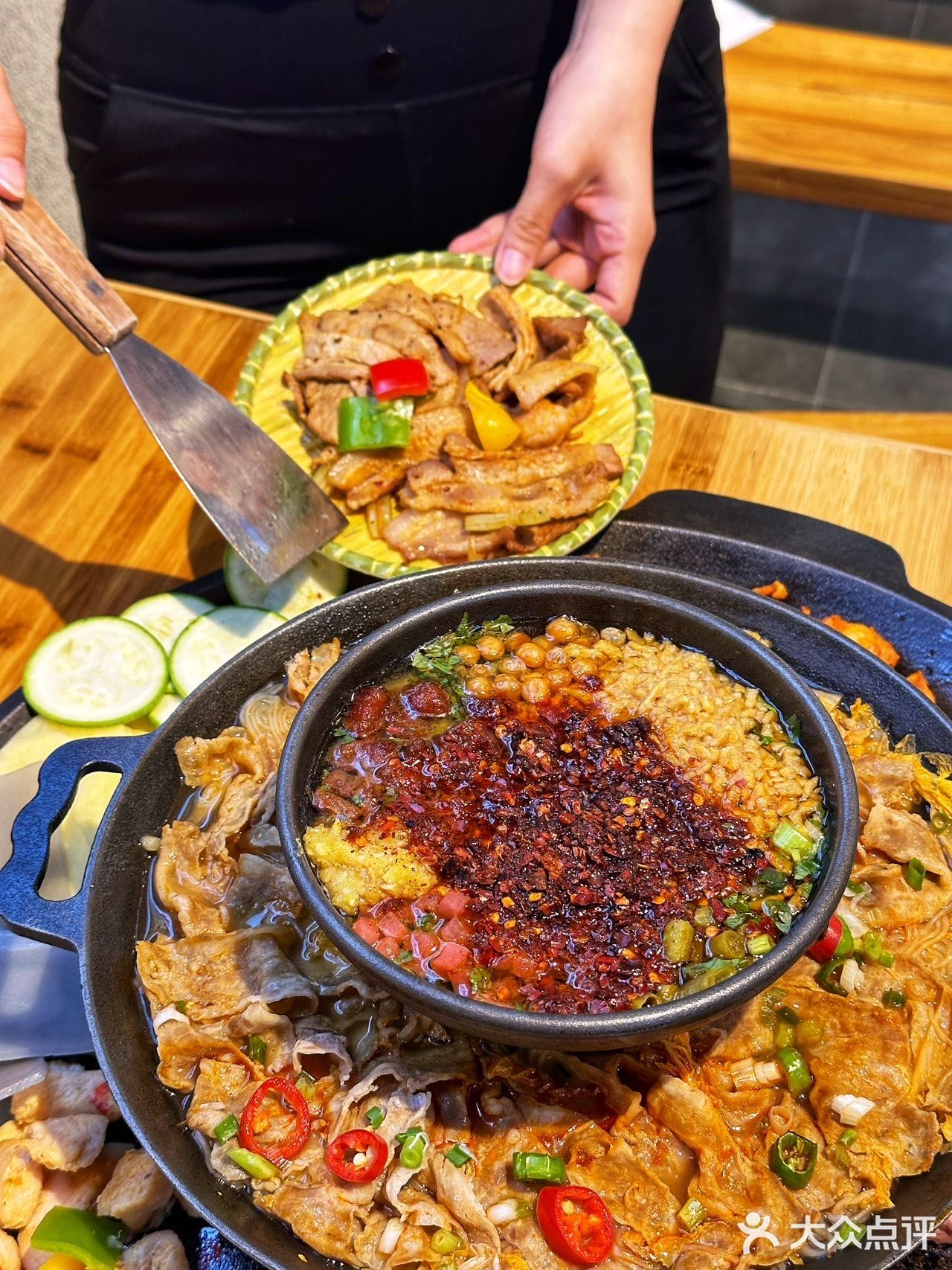 说什么也要吃的贵州烙锅，今天被我吃到了！