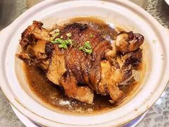 -老码头黑皮肘子锅包肉(文政街店)