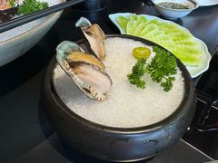 -鲜入唯煮·港式海鲜牛肉火锅(金宝街店)