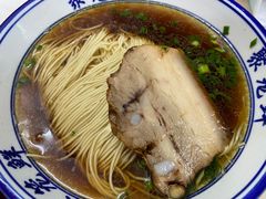 -聚笼鲜美食(凤凰街店)