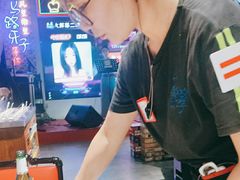 -马路牙子烧烤音乐酒馆(望京店)