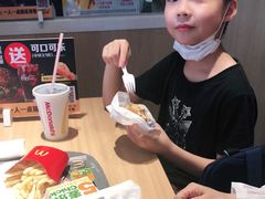 -麦当劳(燕顺路店)