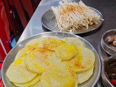 -小团团·路边烤牛肉(南岭壹街店)