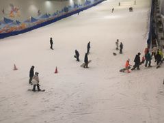-乔波室内滑雪场