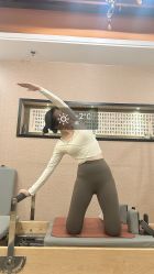 -威思丽高温瑜伽会馆