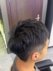 -藤野造型烫发染发