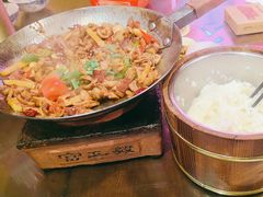 -富正毅三下锅·湘西韵味(天门山索道店)