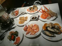 -领鲜活海鲜榴莲自助火锅(东门店)