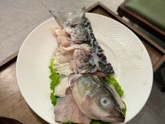 -得意咚瓜·顺德鱼生·冬瓜火锅(深圳首店)