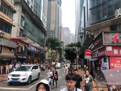 -八一路好吃街(雨田商务大厦店)