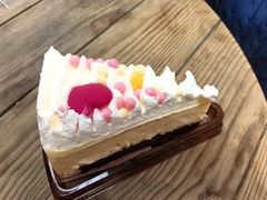 -红宝石·鲜奶小方·海派西点房(联洋店)