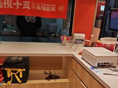 -吾悦广场(南京鼓楼店)