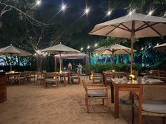 -三亚艾迪逊酒店·海滩烧烤 BARBACOA·现场乐队·浪漫晚餐·烧烤海鲜