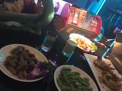 -温莎KTV(珠江路店)