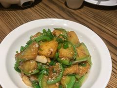 -爱碗亭·鲜炒湖南菜(壹城中心店)