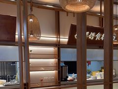 -三人行骨头王火锅(长寿店)