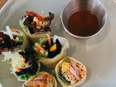黄金蛋包猪颈肉米纸卷-CHINCHIN 青青·泰国料理(万象食家店)