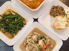 -瓦洛洛传统市场