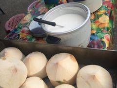 -芒果糯米饭摊子