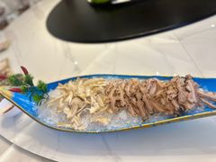 -周老三跷脚牛肉·全牛火锅(非遗传承店)