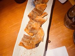 盐烤三文鱼皮-鳗鱼家·深夜食堂(军博店)