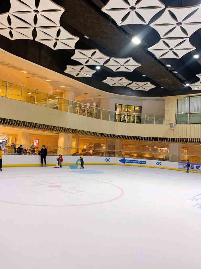 重庆滑冰场图片