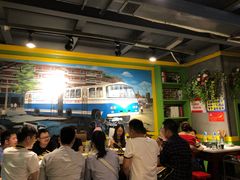 -钢管厂五区小郡肝串串香(奥克斯广场锦城万达店)