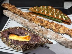 -HOT CRUSH趁热集合·现烤面包(上海环球港店)