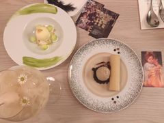 -théATRE 茶聚场(王府中環店)