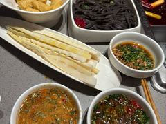 -海底捞火锅(宝龙广场夜宵主题店)