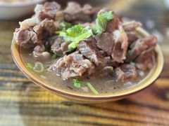 -陕北农家小吃风干羊肉剁荞面
