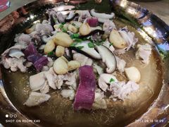 腊肠地锅鸡-弄堂里(阿里西溪A区店)