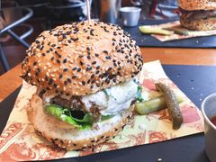 -FAT COW(虹梅路店)