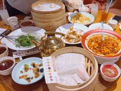 -乐忻皇朝(上海中心大厦店)