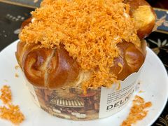 咸蛋黄肉松软欧-利顺德大饭店·维多利亚花园(小白楼店)