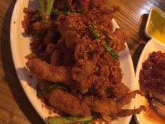 -新大咀港式茶餐厅(宝山万达店)