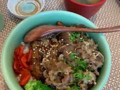 鹅肝牛肉双拼饭-活鳗饭·鹅肝范儿(高碑店店)