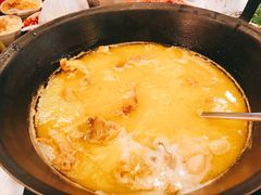 -鲜入围煮花胶鸡海鲜火锅