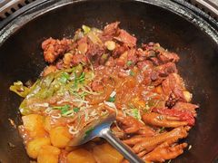 -万里闯关东铁锅炖菜馆(高新旗舰店)