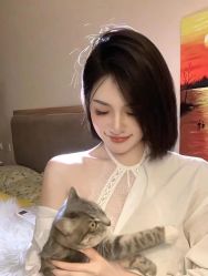 -苏豪路易士·嘉玛发廊