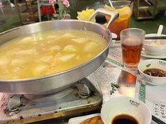 -禄婶鸡煲·打边炉