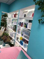 -斐尔国际皮肤管理中心