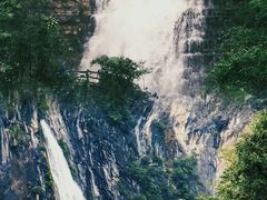 -鹿院坪生态旅游景区